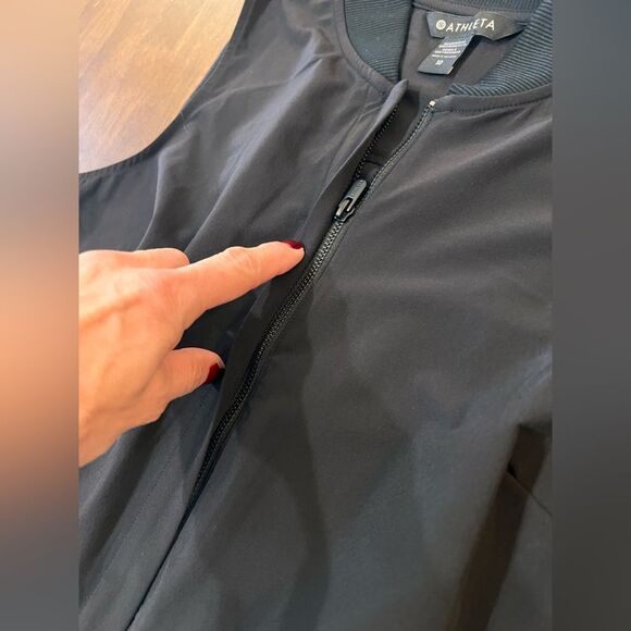 Athleta Brooklyn Utility Jumpsuit Black Featherweight Stretch Travel Size 10 - Picture 6 of 8